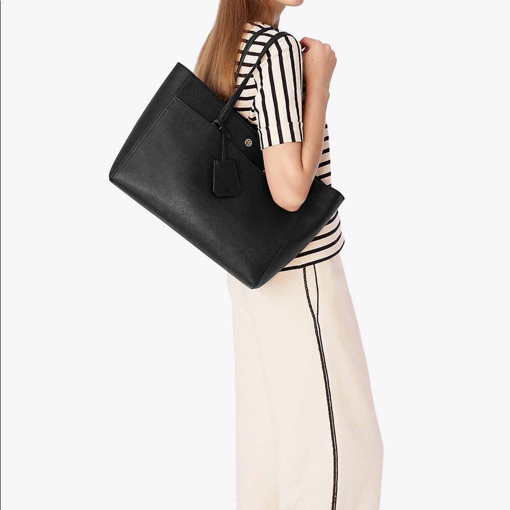 Tory Burch Robinson Tote
